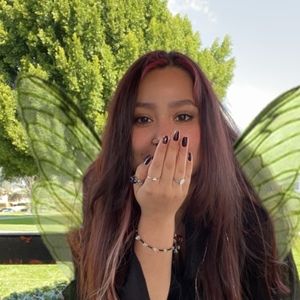 Meet your Posher, Natalie